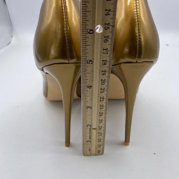 Elegant Gold Stiletto Heels - Picture 7 of 10